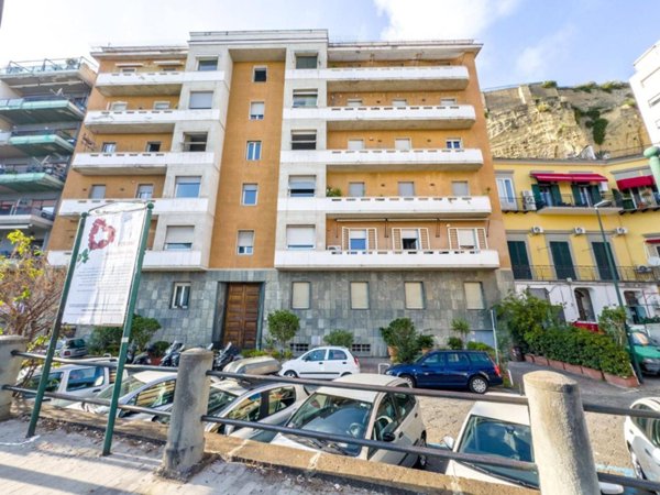 appartamento in vendita a Napoli in zona Posillipo
