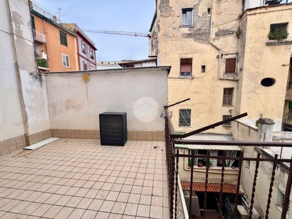 appartamento in vendita a Napoli in zona San Lorenzo