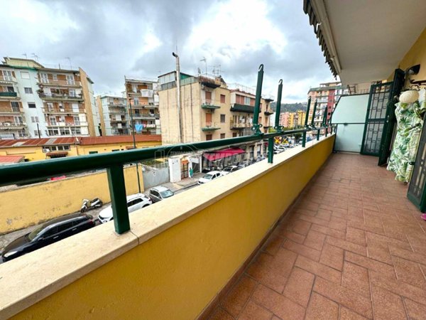 appartamento in vendita a Napoli in zona Fuorigrotta