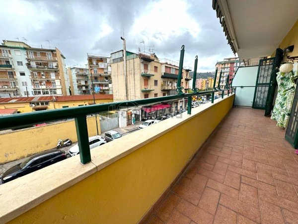 appartamento in vendita a Napoli in zona Fuorigrotta
