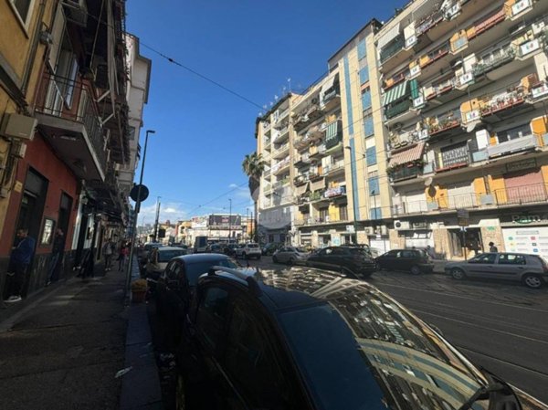 negozio in vendita a Napoli