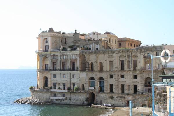 appartamento in vendita a Napoli in zona Posillipo