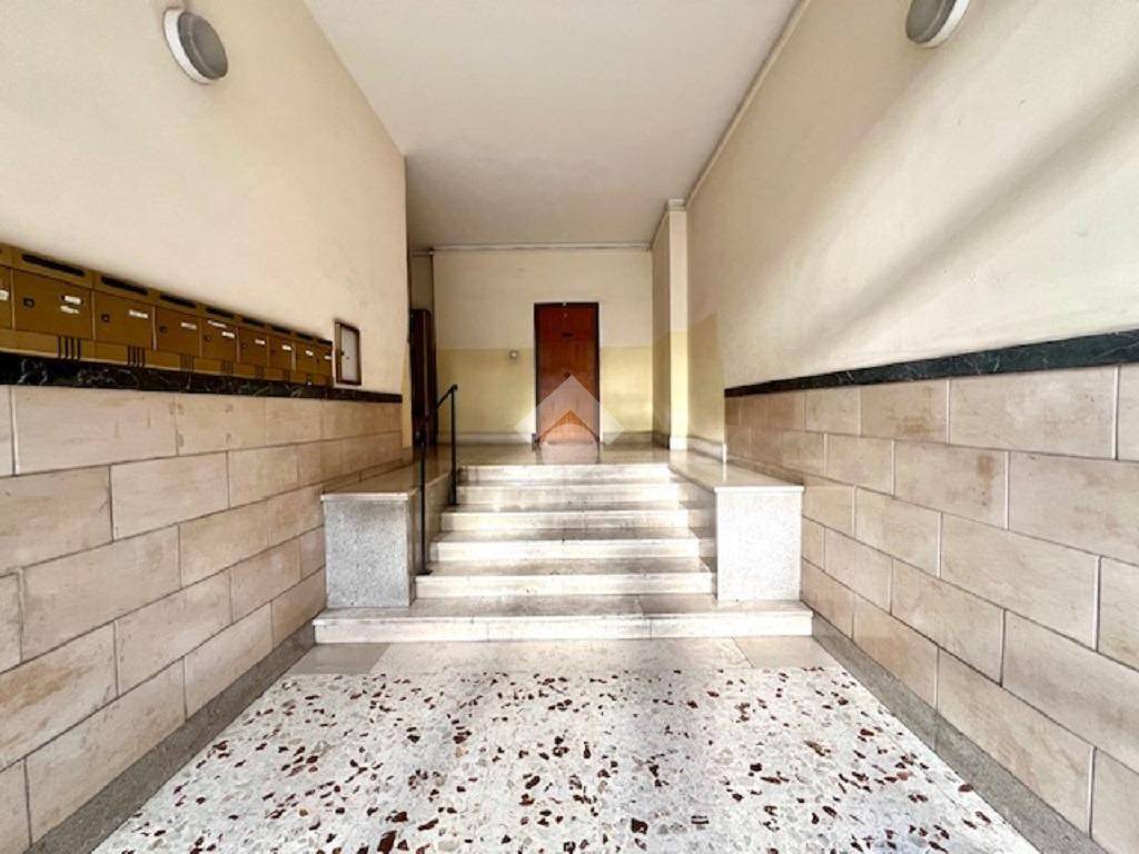 appartamento in vendita a Napoli in zona Pianura