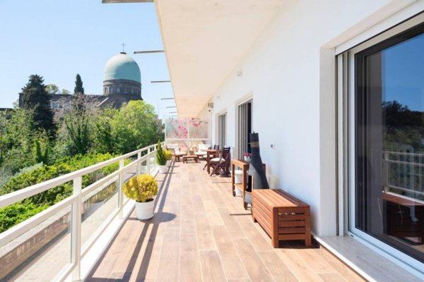 appartamento in vendita a Napoli in zona Posillipo