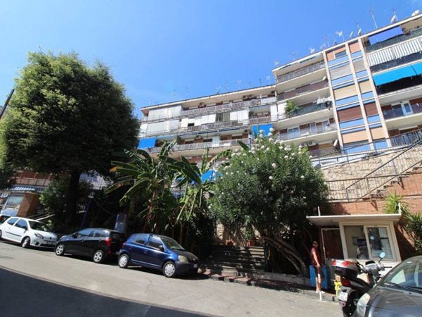 appartamento in vendita a Napoli in zona Capodimonte / Colli Aminei