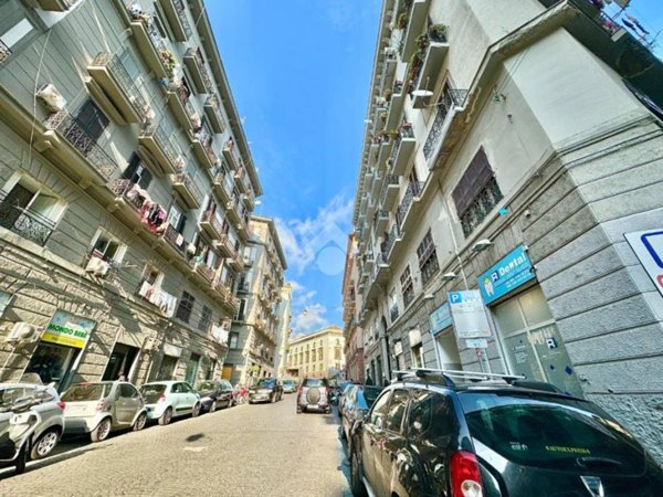 appartamento in vendita a Napoli in zona San Lorenzo