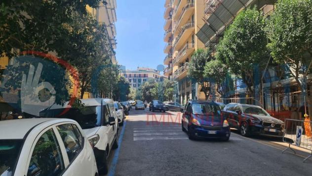 negozio in vendita a Napoli in zona Vomero