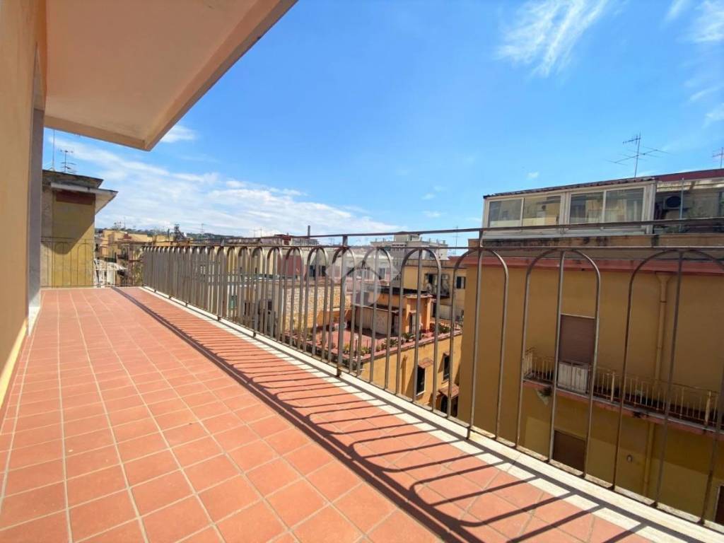 appartamento in vendita a Napoli in zona Bagnoli