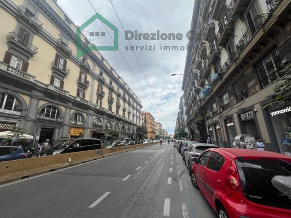 negozio in vendita a Napoli