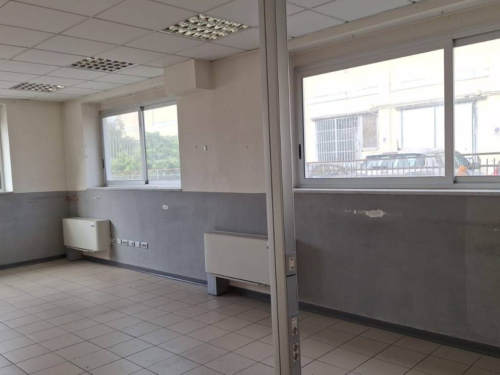 intera palazzina in vendita a Napoli in zona Secondigliano