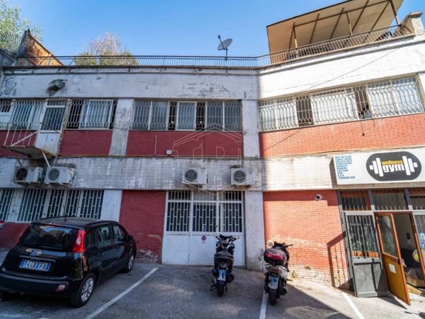 negozio in vendita a Napoli