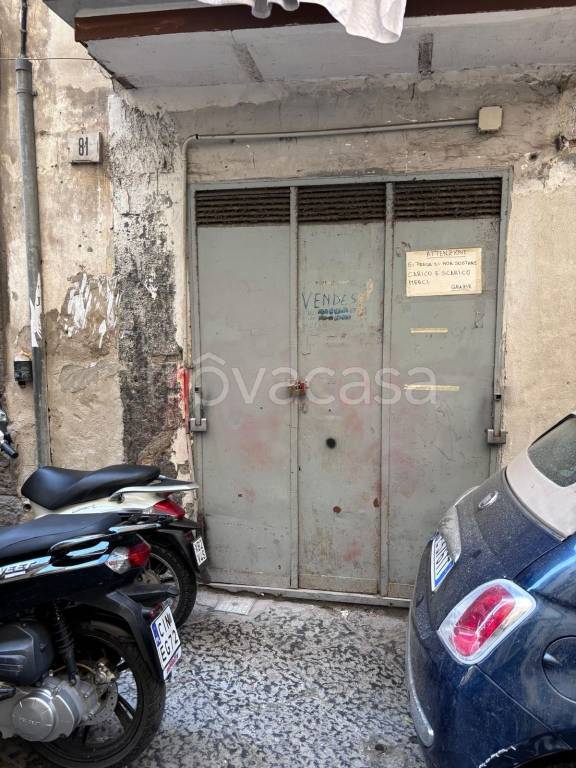 trivano in vendita a Napoli