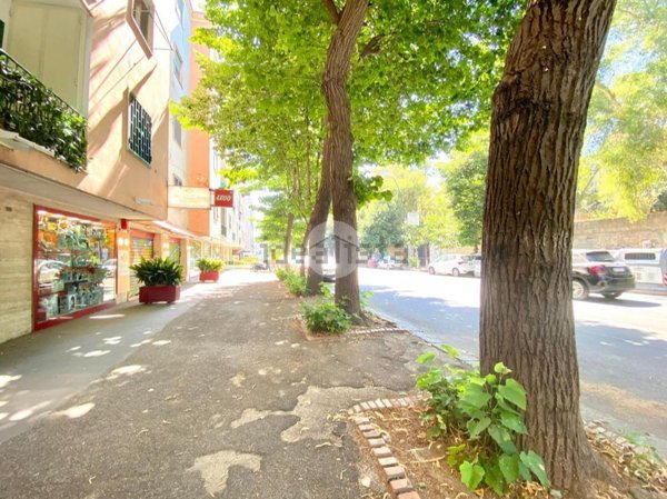 appartamento in vendita a Napoli in zona Fuorigrotta