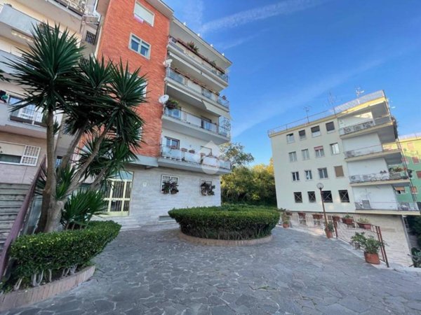 appartamento in vendita a Napoli in zona Posillipo