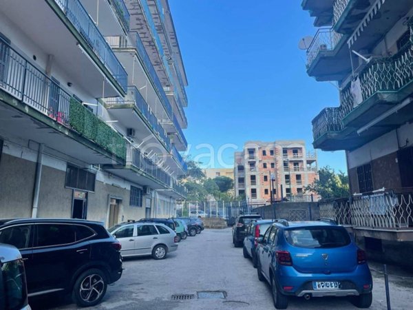 appartamento in vendita a Napoli in zona Pianura