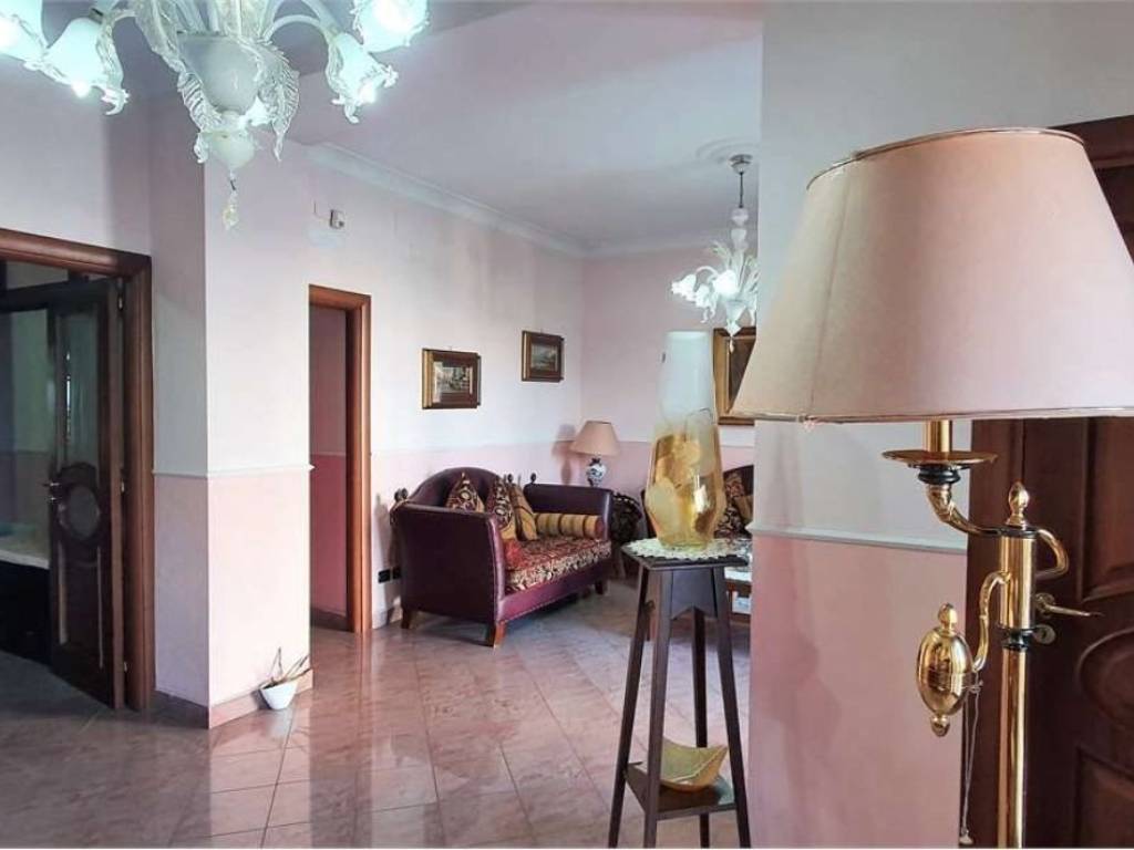 appartamento in vendita a Napoli in zona Piscinola