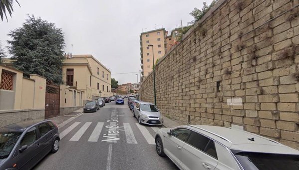 appartamento in vendita a Napoli in zona Arenella