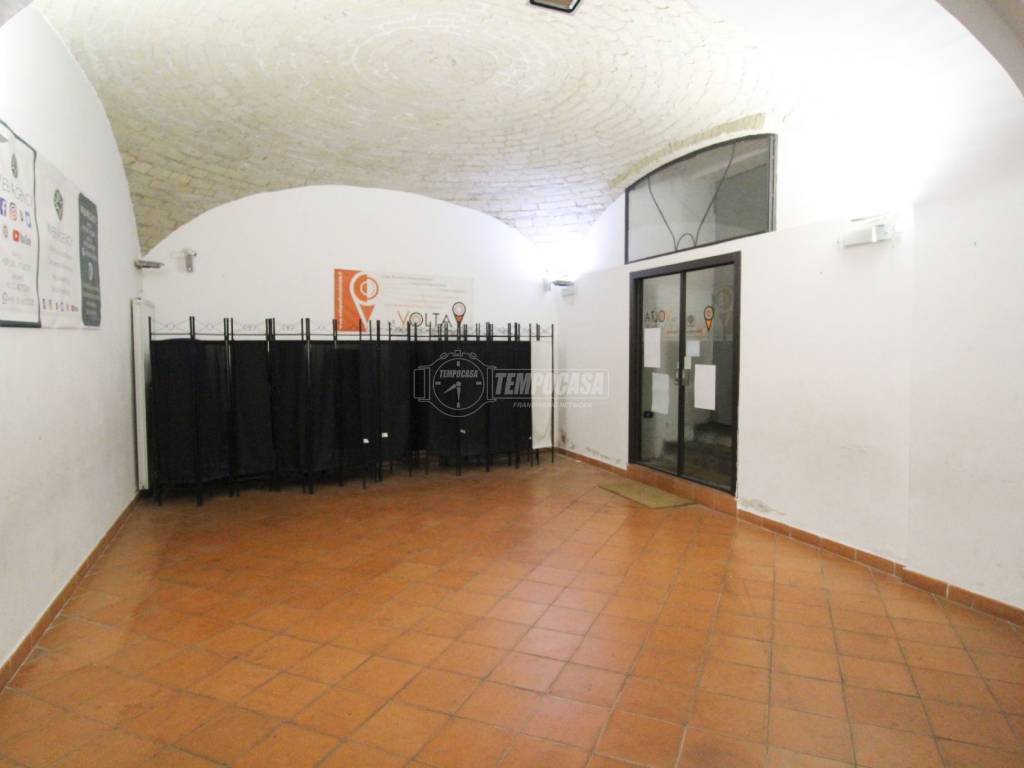 appartamento in vendita a Napoli in zona Chiaia