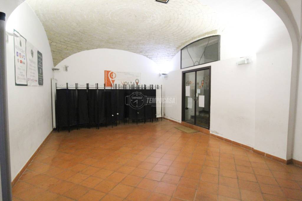 appartamento in vendita a Napoli in zona Chiaia