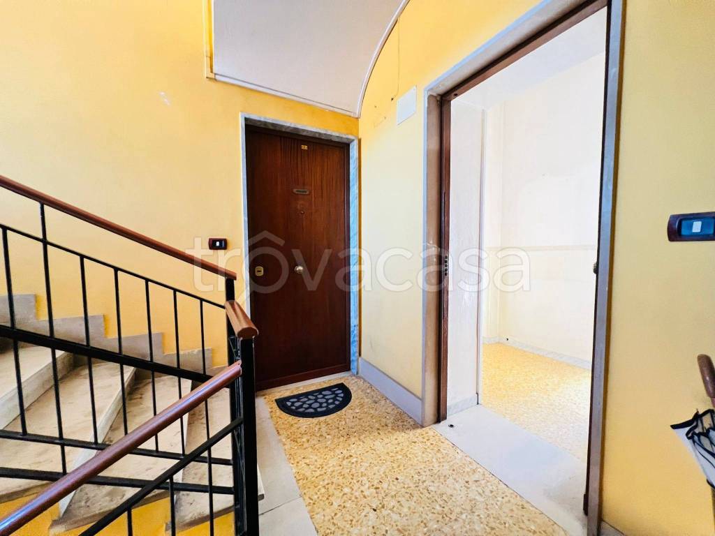 appartamento in vendita a Napoli in zona Barra