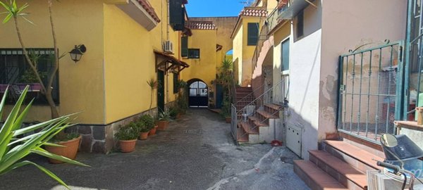 appartamento in vendita a Napoli in zona Soccavo