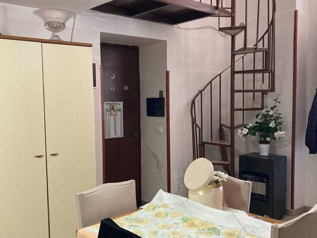 appartamento in vendita a Napoli in zona Chiaiano