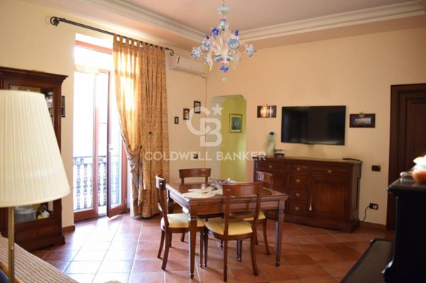 appartamento in vendita a Napoli in zona San Lorenzo
