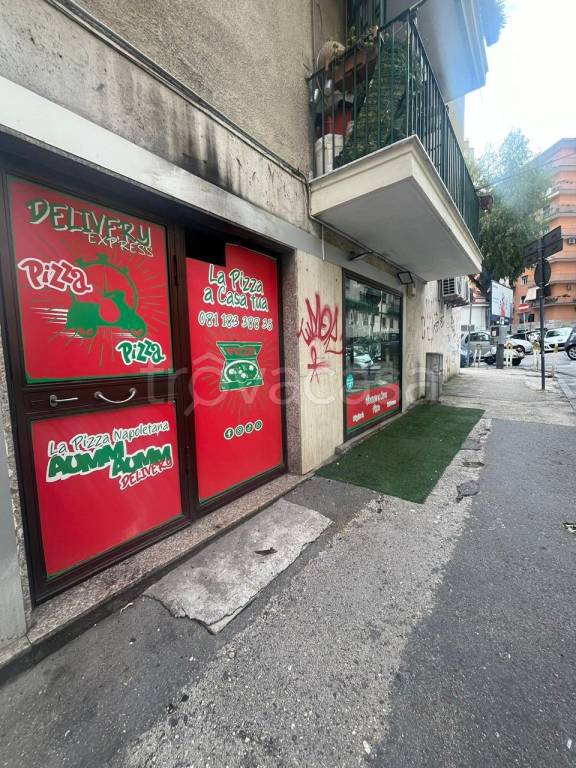 trivano in vendita a Napoli in zona Arenella