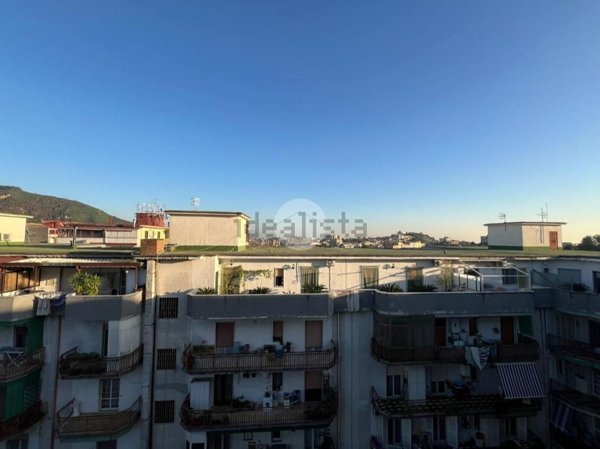 appartamento in vendita a Napoli in zona Pianura