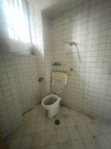 negozio in vendita a Napoli in zona Vomero