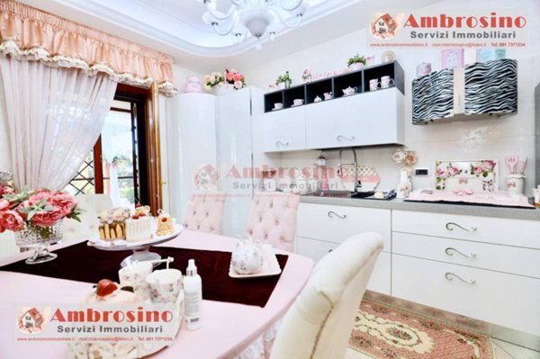 appartamento in vendita a Napoli in zona Secondigliano