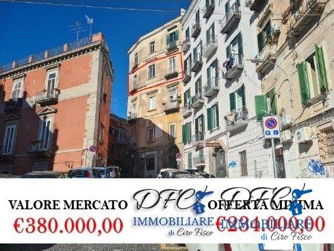 appartamento in vendita a Napoli