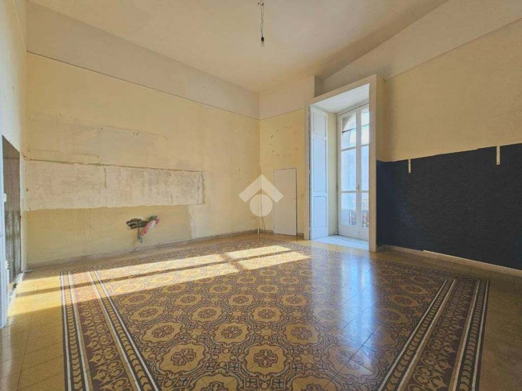 appartamento in vendita a Napoli in zona Bagnoli
