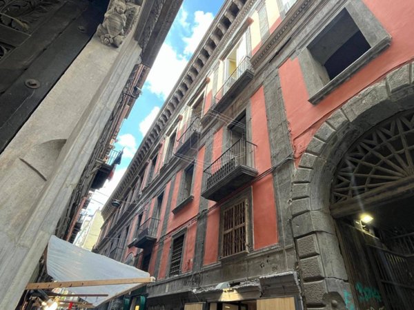 appartamento in vendita a Napoli in zona Stella