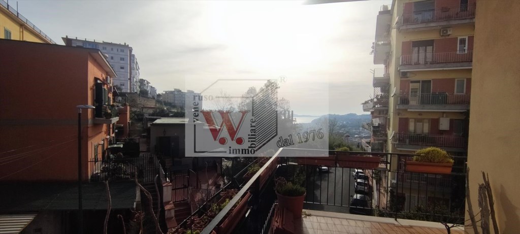 appartamento in vendita a Napoli in zona Posillipo