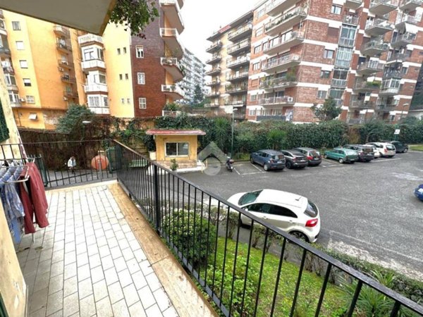 appartamento in vendita a Napoli in zona Arenella