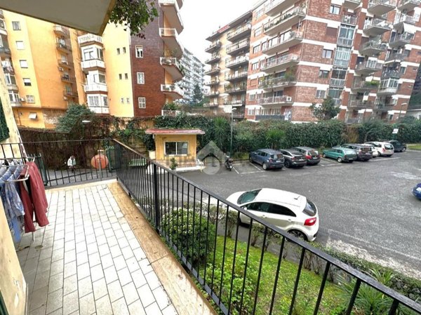 appartamento in vendita a Napoli in zona Arenella