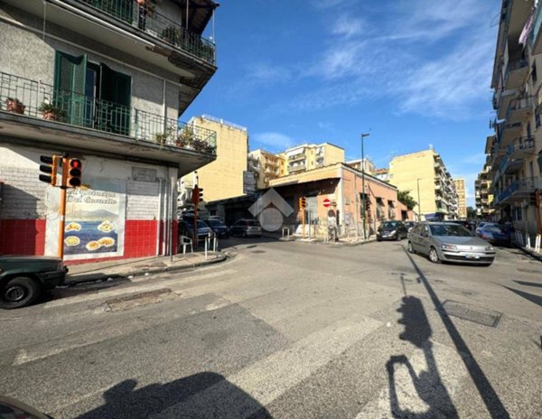 appartamento in vendita a Napoli in zona Secondigliano