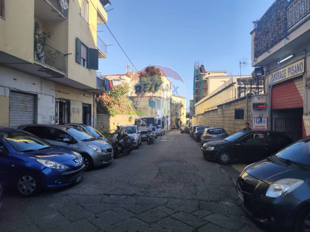 appartamento in vendita a Napoli