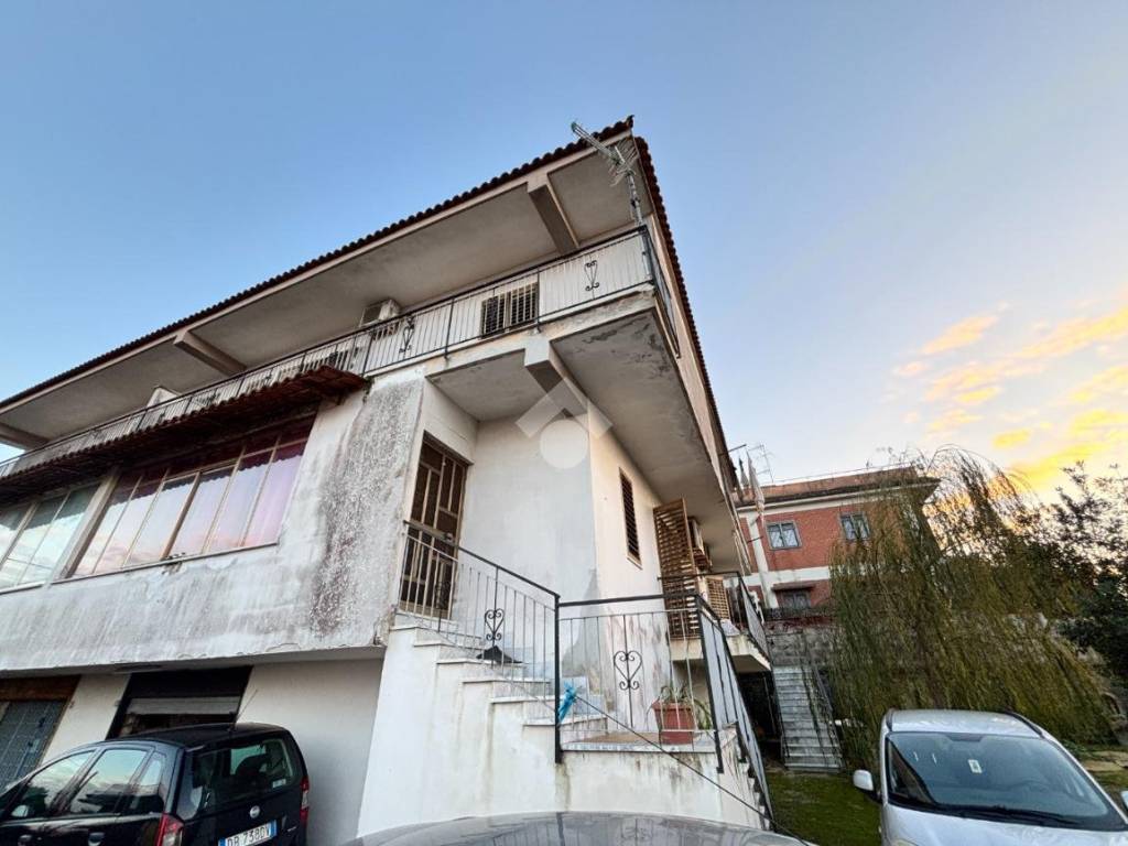 casa indipendente in vendita a Napoli in zona Chiaiano