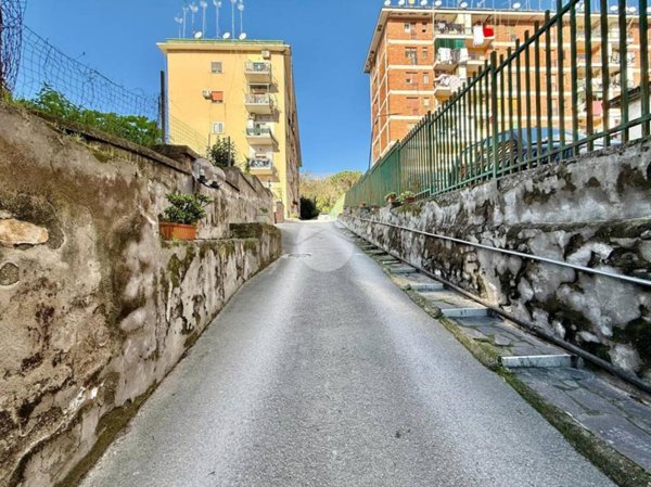 appartamento in vendita a Napoli in zona Poggioreale