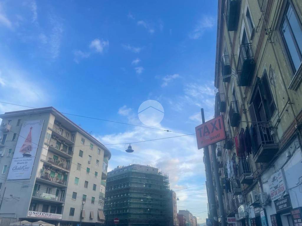 appartamento in vendita a Napoli in zona Mercato