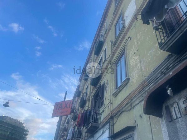 appartamento in vendita a Napoli in zona Mercato