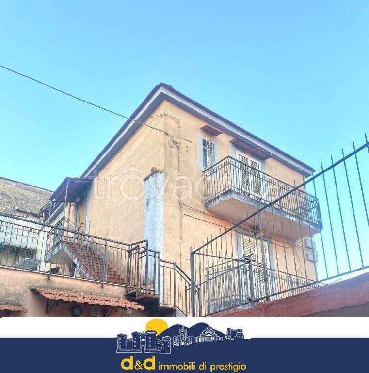 appartamento in vendita a Napoli in zona Camaldoli