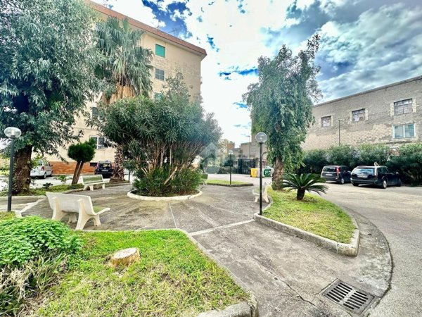 appartamento in vendita a Napoli in zona Poggioreale