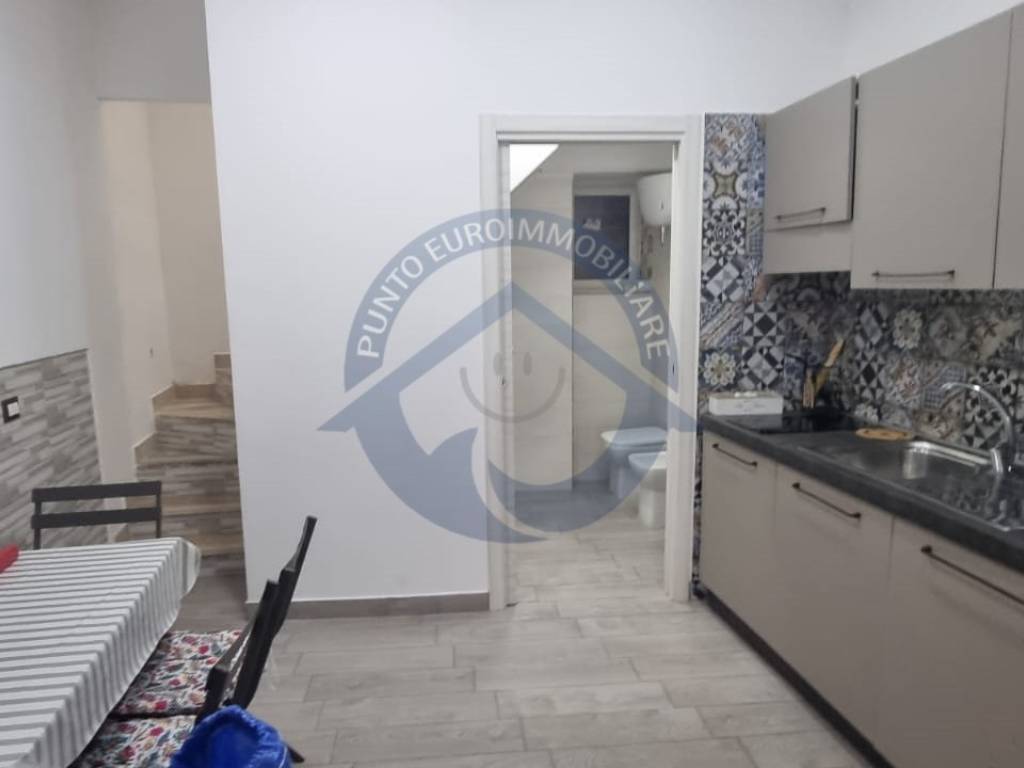 appartamento in vendita a Napoli in zona Barra