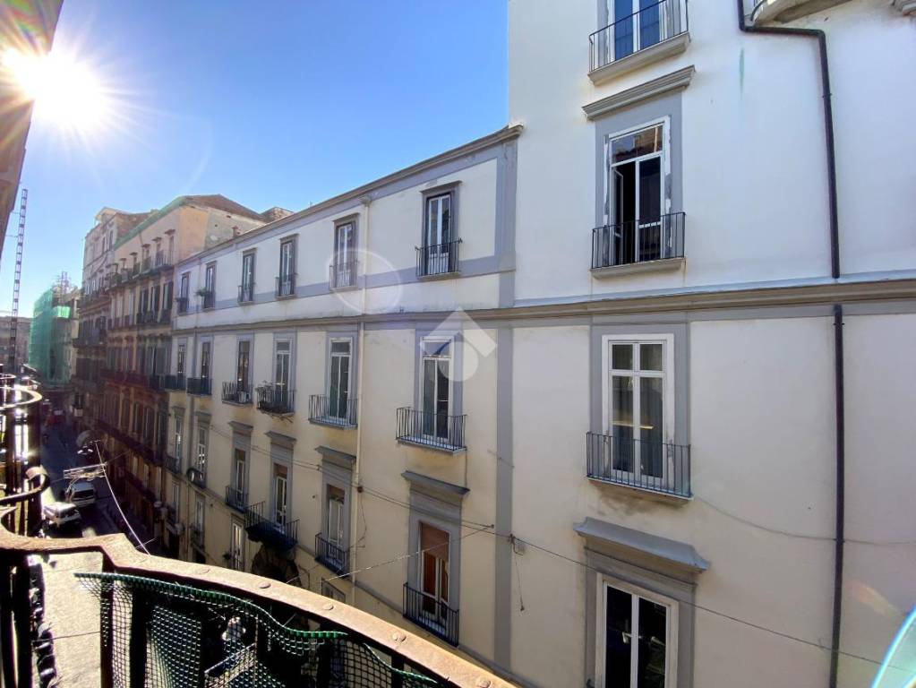 appartamento in vendita a Napoli in zona San Ferdinando