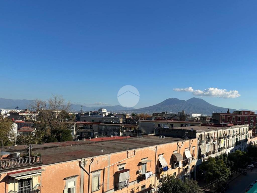 appartamento in vendita a Napoli in zona Secondigliano