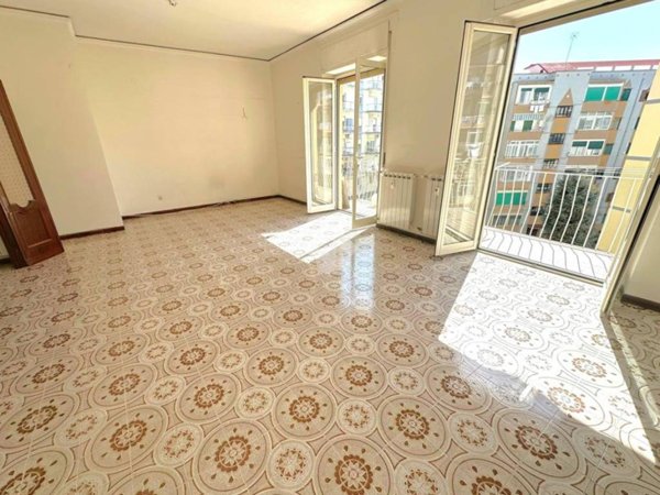 appartamento in vendita a Napoli in zona Arenella