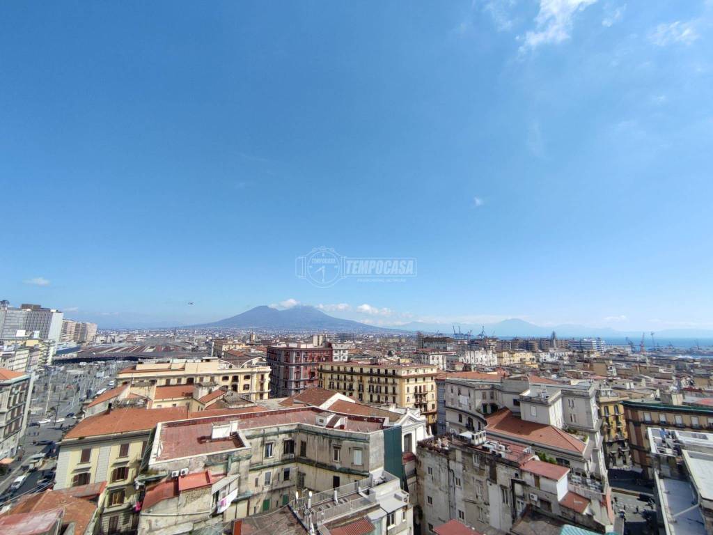 appartamento in vendita a Napoli in zona Pendino / San Giuseppe